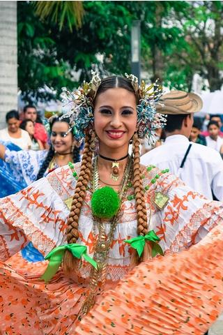Dancer, Costa Rica